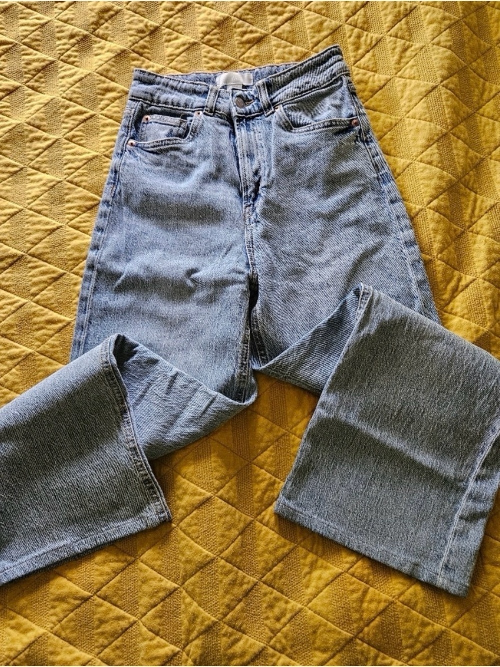 H&M Straight-Leg Jeans in Light Blue Denim